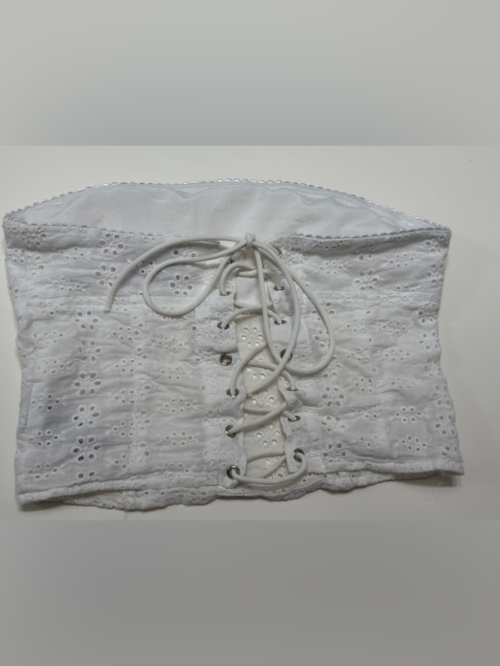 Edikted White Eyelet Tube Top/Corset style Floral Cutwork | Size Small